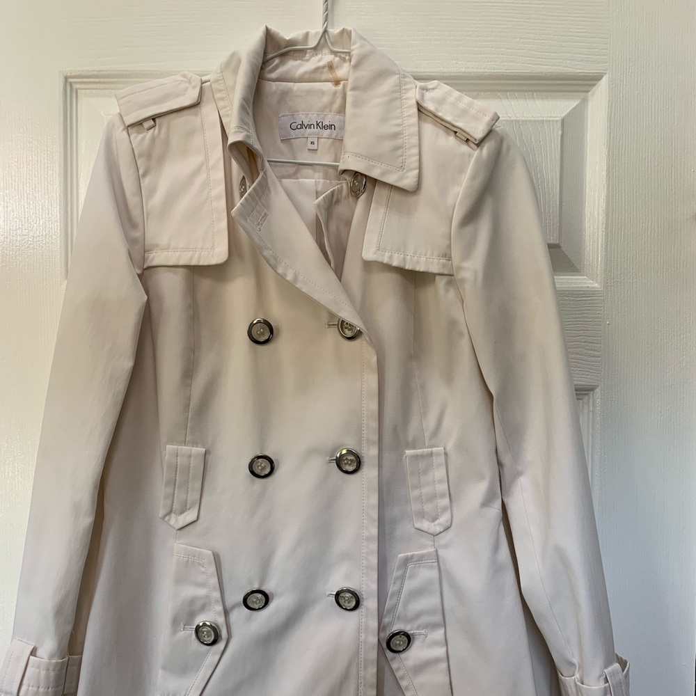 Calvin Klein White Trench coat